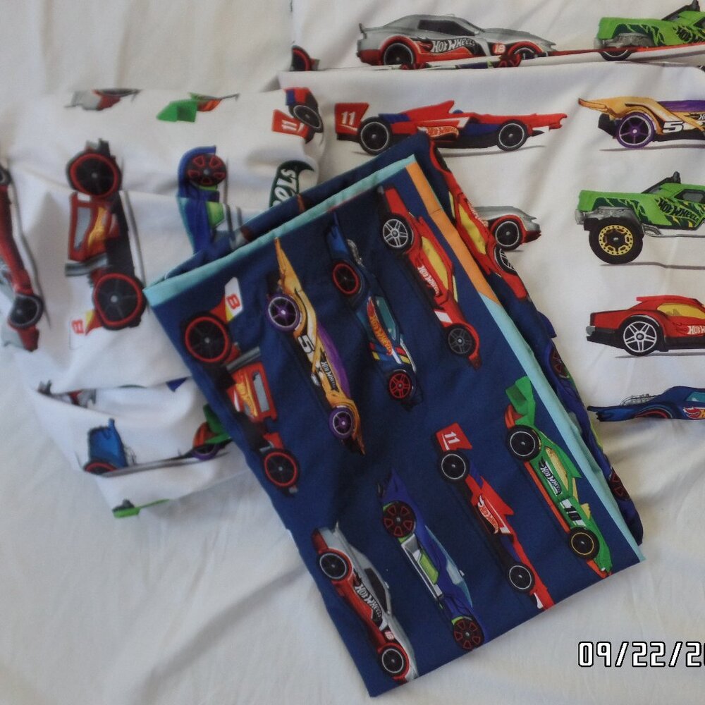 Hot wheels Brand Twin Sheet Set Excellent Condition